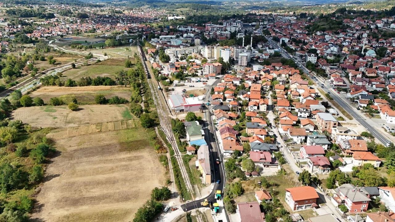 Pogled na rekonstruisanu saobraćajnicu u Srebreniku