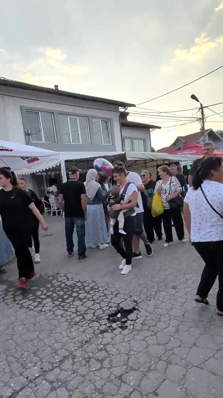 Posjetioci tradicionalnog vašara