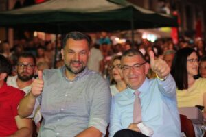 Konakovi i Omerovic - Proslava dana Grada a par metara dalje problemi